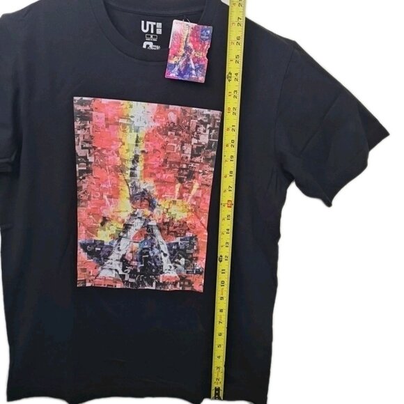 Uniqlo The World of CLAMP Tokyo Tower 1398 Graphic Tee Gundam Black Men Size M - Picture 7 of 8